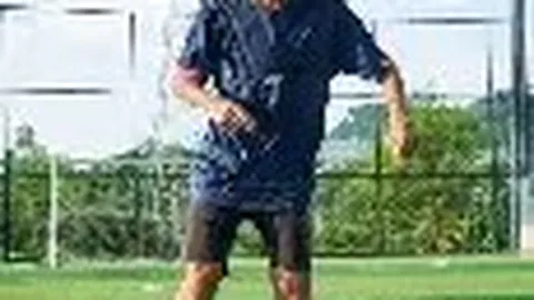 冈萨雷斯或投汉茨科？费耶诺德转会动态聚焦，拭目以待