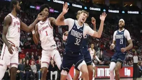 俄乌斯季卢加港一船燃油事故，载重达13万吨